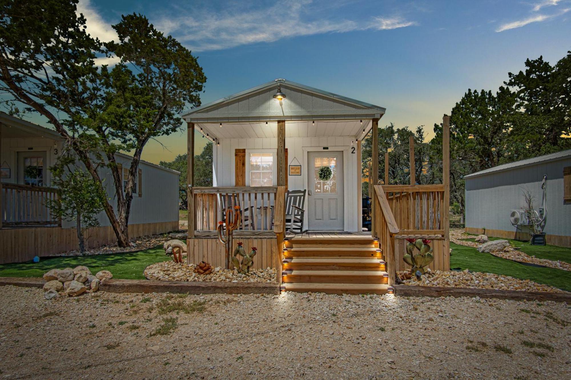 Lucky Star Ranch - Stargazer Hotel Tarpley Kültér fotó